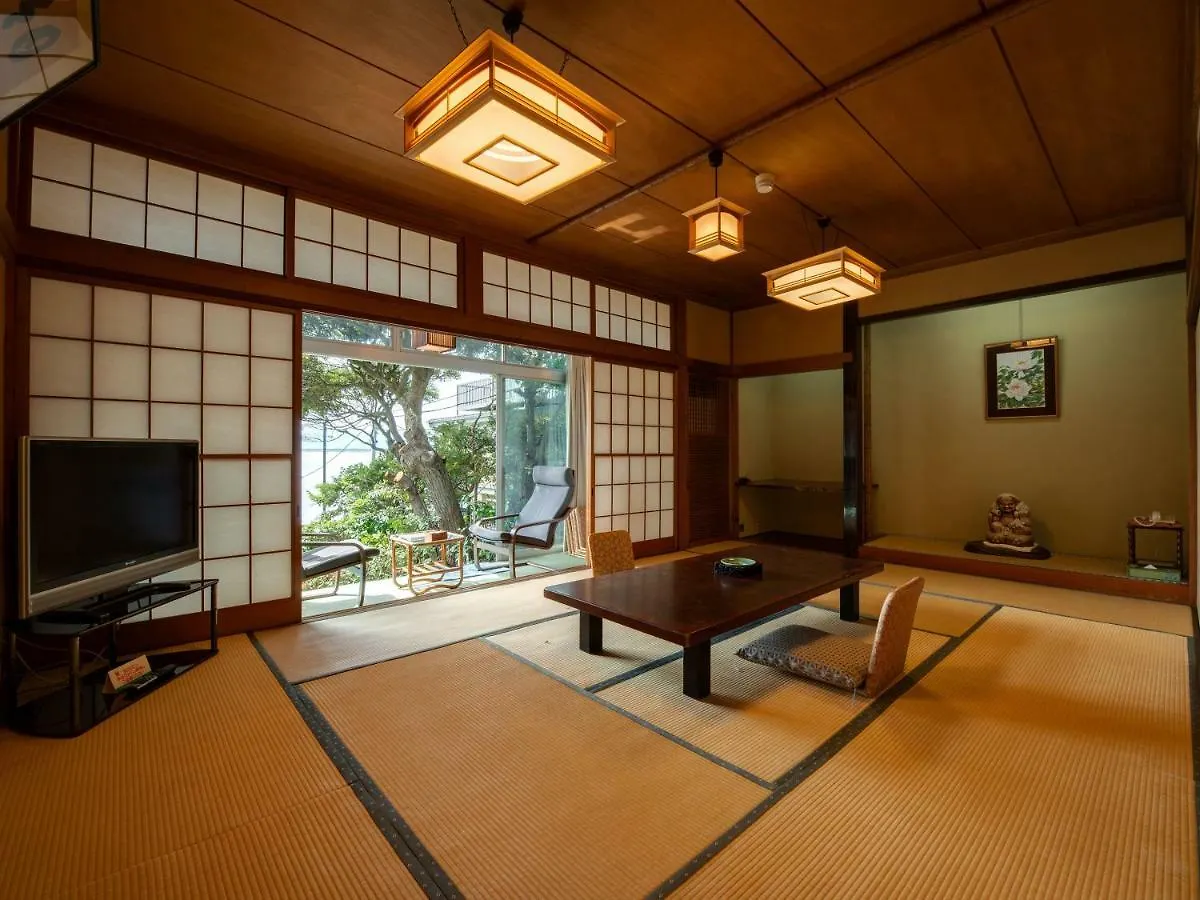 Iwamotoro Hotell Fujisawa Japanskt värdshus (ryokan)