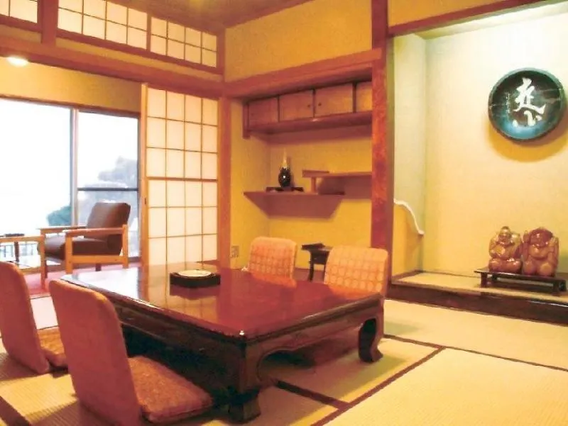 Hotel Iwamotoro Fujisawa Ryokan