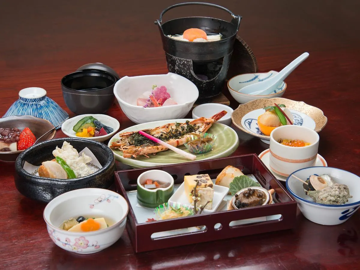 Hotel Iwamotoro Fujisawa Ryokan