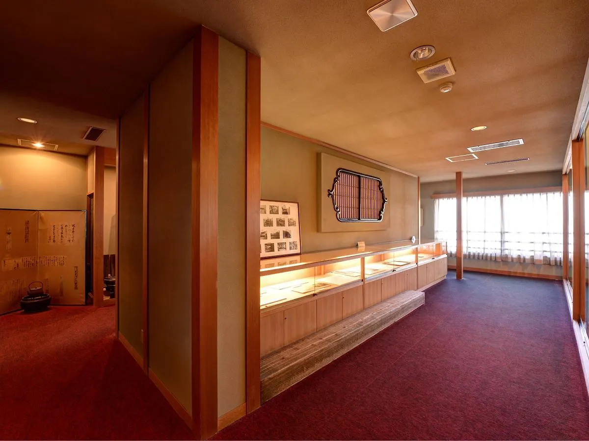 Hotel Iwamotoro Fujisawa Ryokan